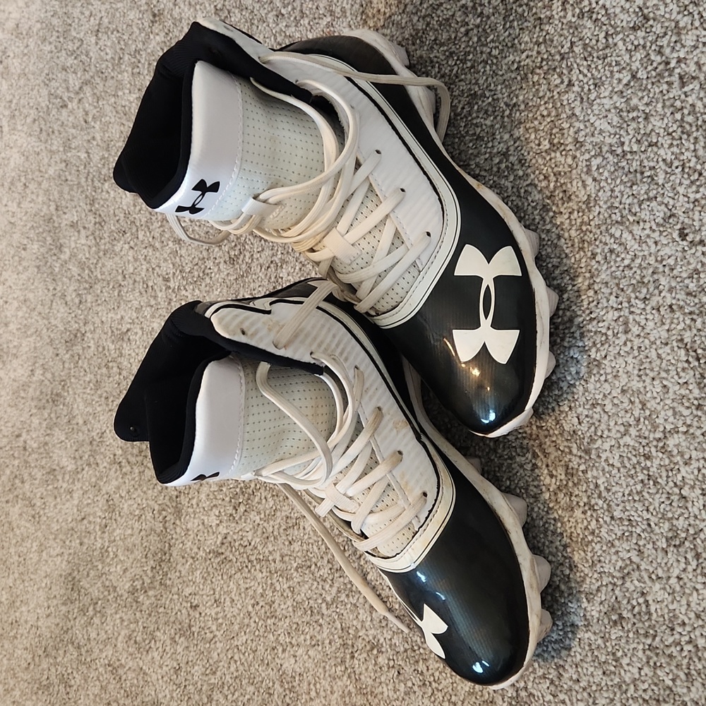 Under Armour Football Cleats